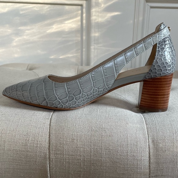 NWOT Cole Haan Grey Low Stacked Heels - Picture 7 of 15
